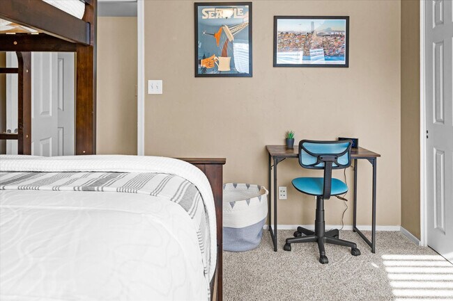 Building Photo - 14836 N Moon Valley Dr