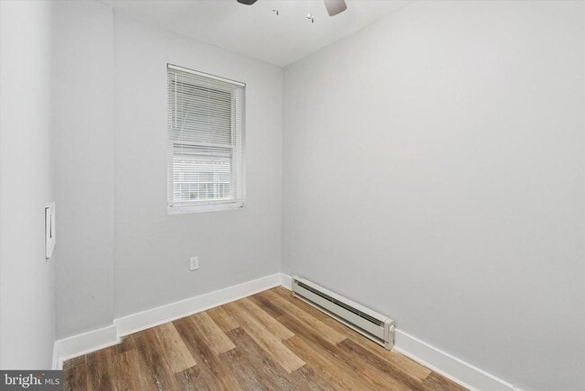 Building Photo - 1825 E Harold St