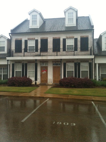 Building Photo - 2206 Anderson Rd