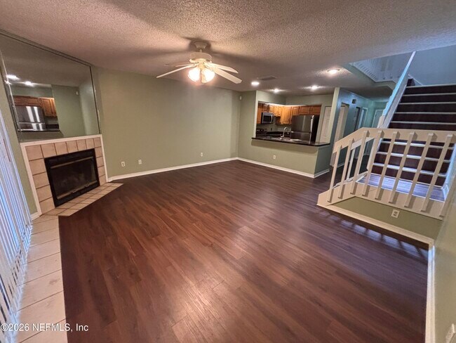 Building Photo - 8531 Sturbridge Cir W