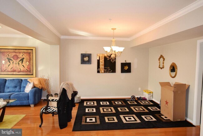 Building Photo - 19267 Winmeade Dr