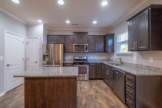 Building Photo - Beautiful 4-Bedroom Home in a Quiet Indian Land Cul-de-Sac!