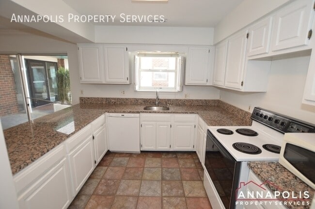 Building Photo - 934 Bay Ridge Ave