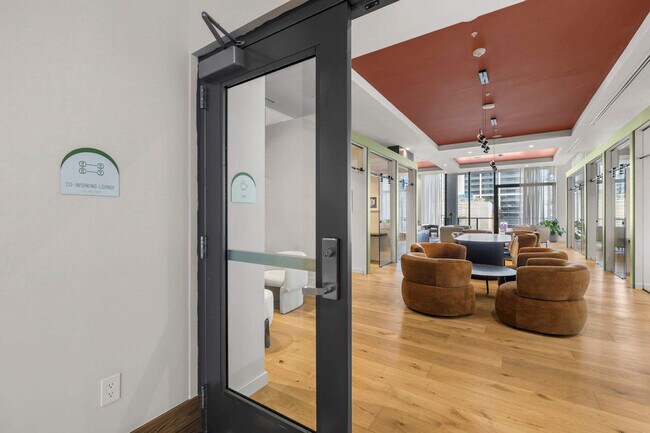 Building Photo - 11 NE 6th St