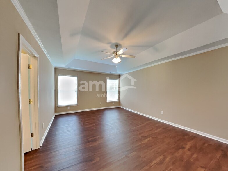 Building Photo - 16202 Grafham Cir