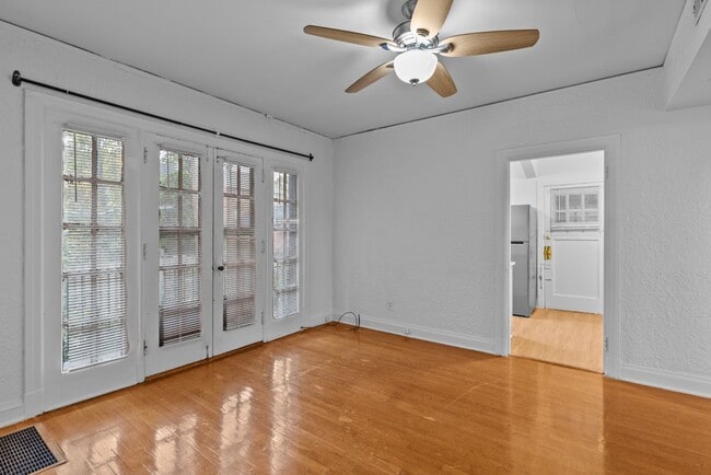 Building Photo - 7336-104 Forsyth