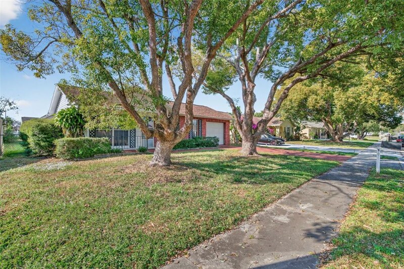 Building Photo - 3123 Lodi Dr