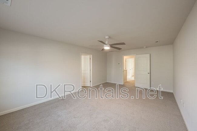 Building Photo - 261 Barnwood Ln