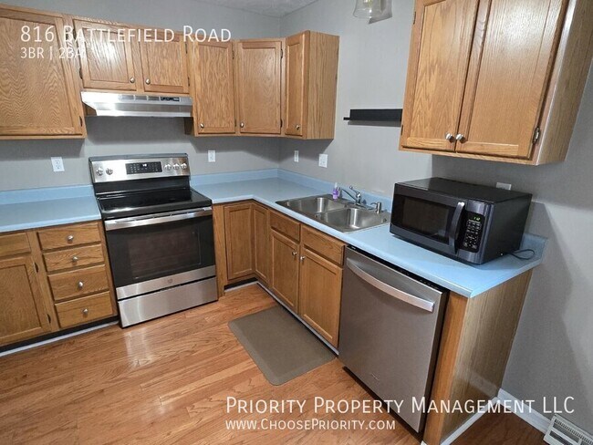 Building Photo - 3BR 2BA Single Family Home, Ft Defiance