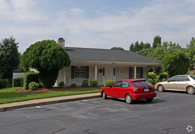 Front Office - Springmont Gardens Apartments