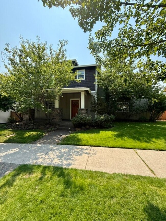 Building Photo - 20441 Aberdeen Dr