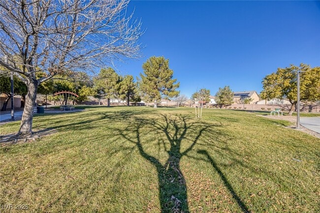 Building Photo - 621 Iron Stirrup Ave