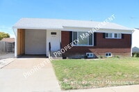 Building Photo - 4749 S 200 E