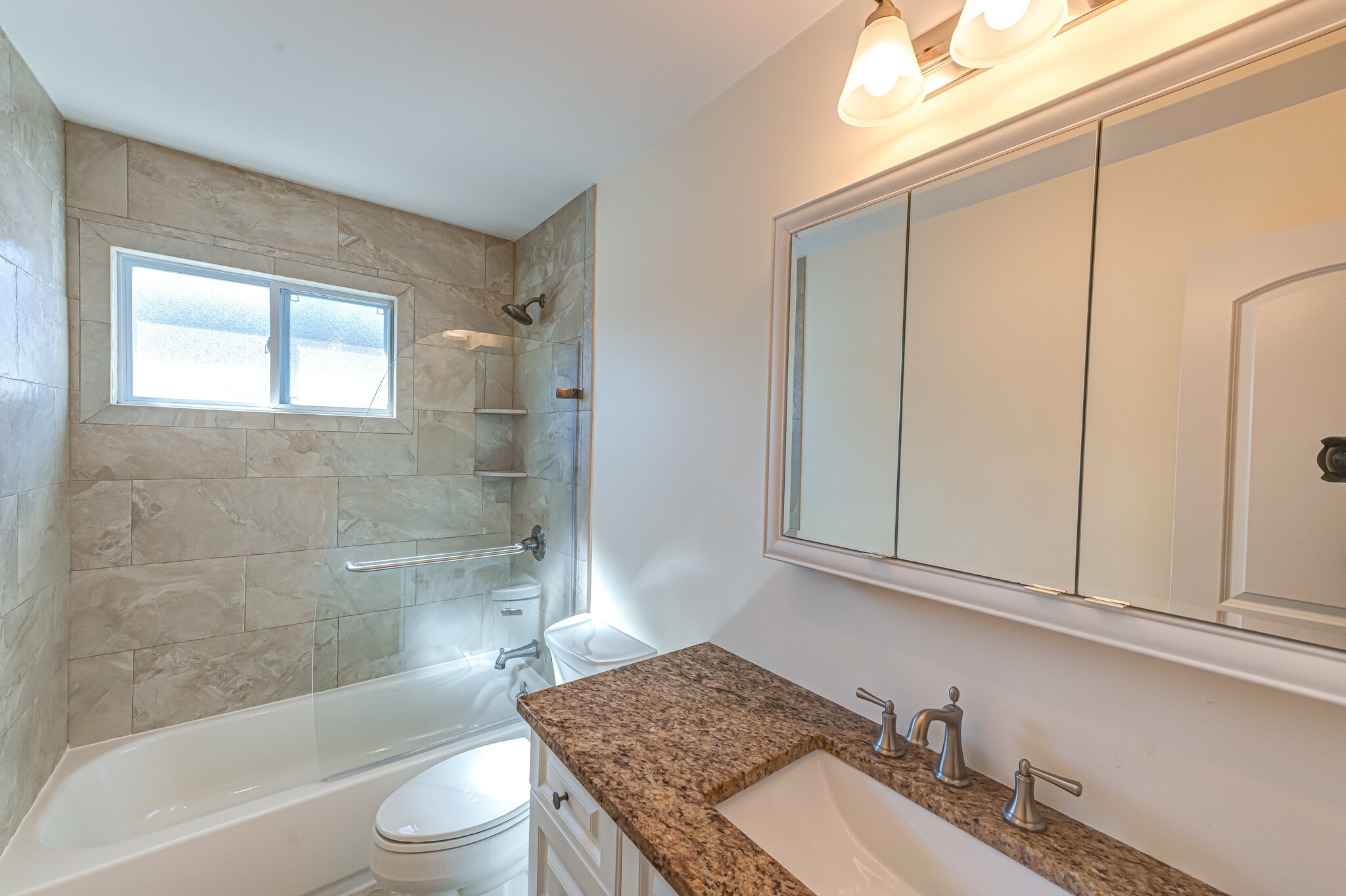 Building Photo - 2002 City Ave