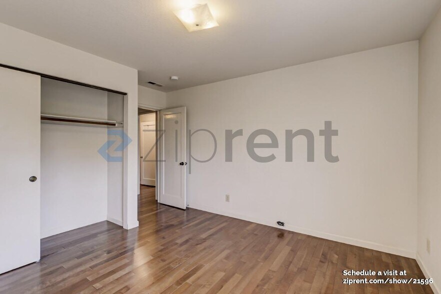 Building Photo - 1706 Hibbard St