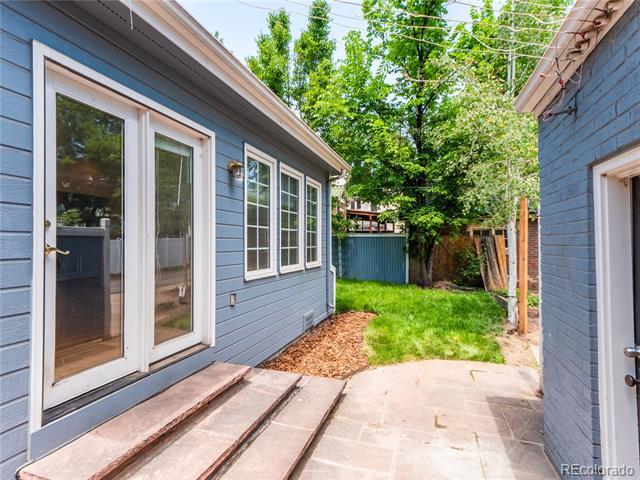 Building Photo - 888 S Josephine St