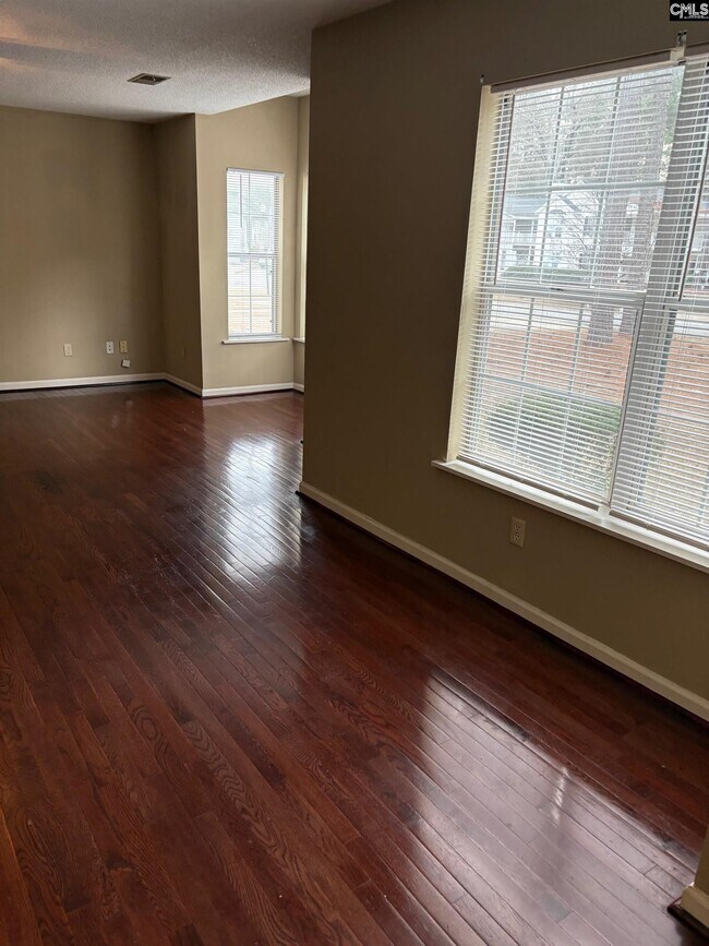 Building Photo - 49B Battery Walk Ct