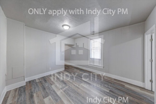 Building Photo - 53 E Raymond St