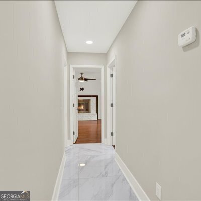 Building Photo - 3270 Brookview Dr