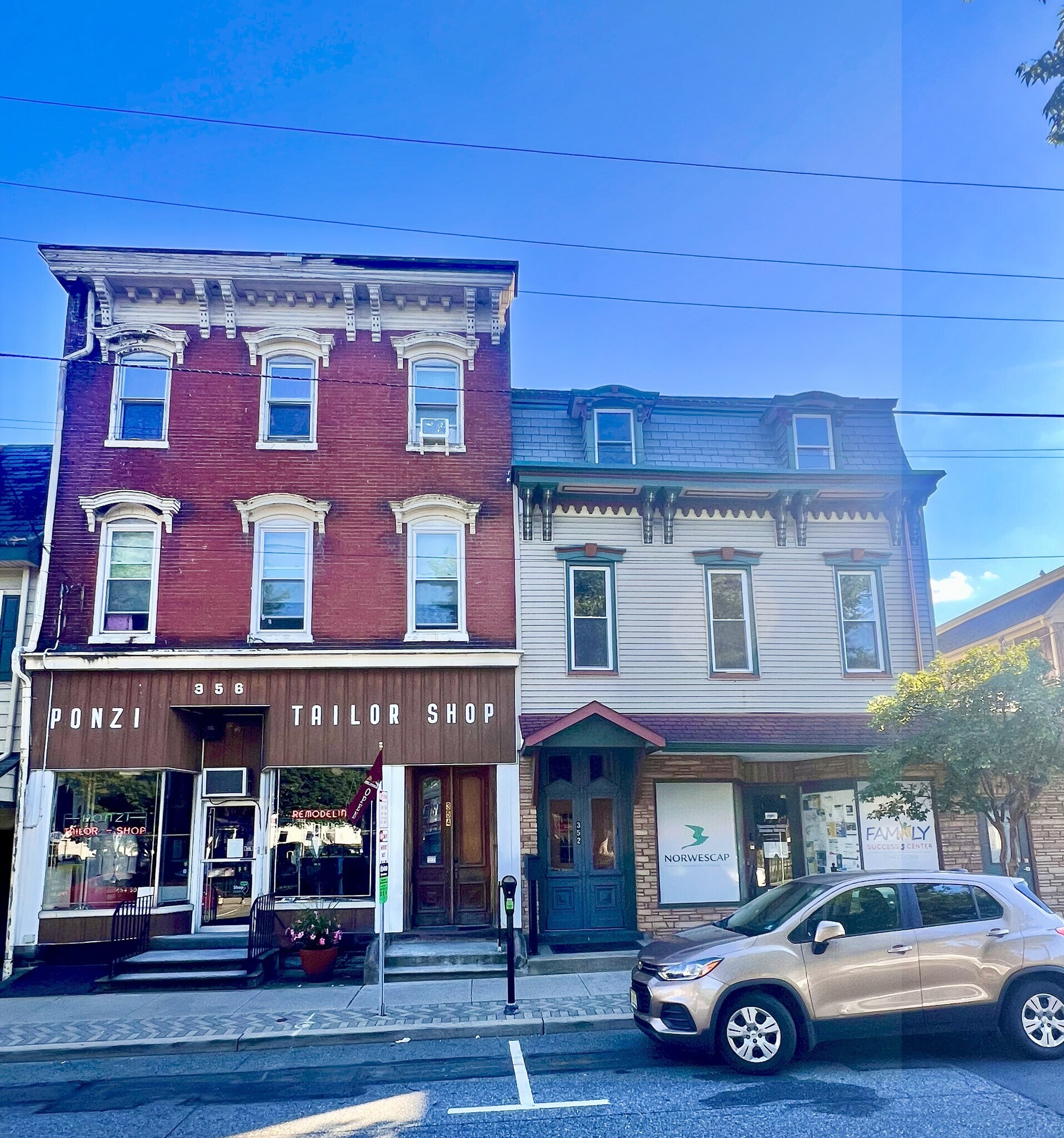 front of building that faces Shappell Park - 352 S Main St