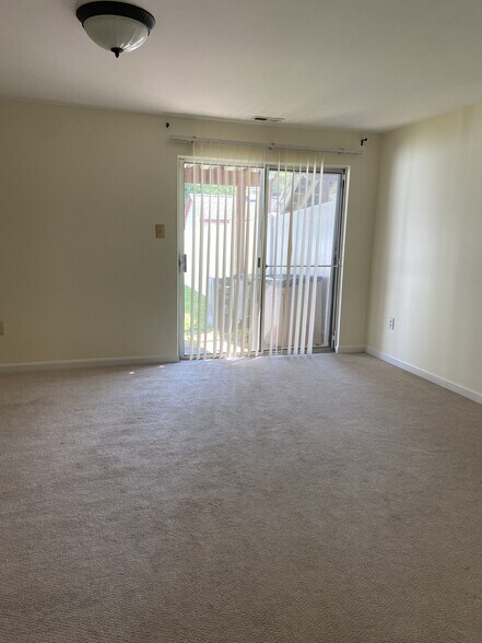 Building Photo - 212 Mulberry Ridge Ct