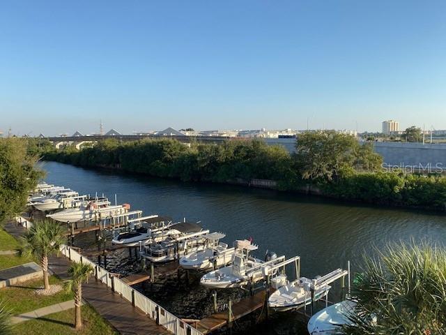 Building Photo - 5000 Culbreath Key Way