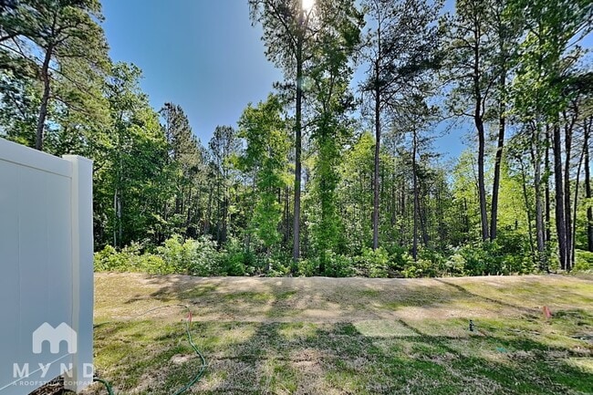 Building Photo - 3015 Fulong Dr