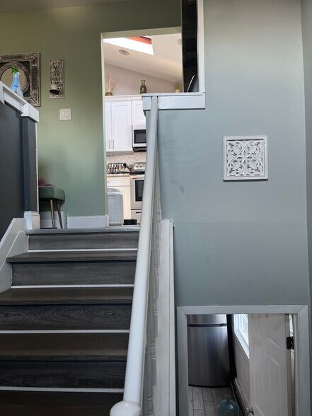 Building Photo - 15 Lyndale Ct