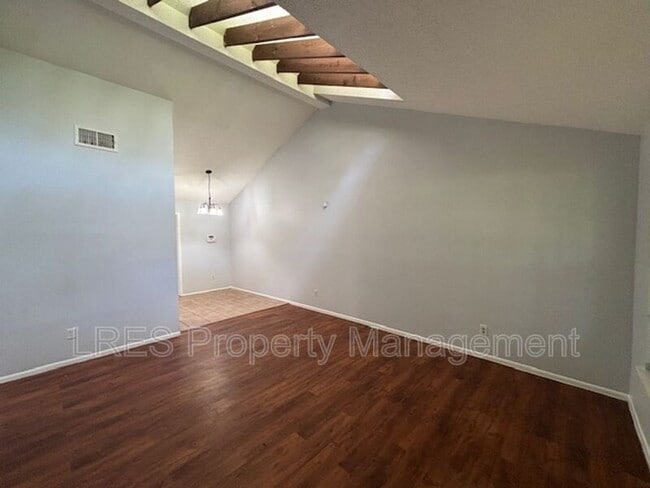 Building Photo - 4654 Lighthouse Cir