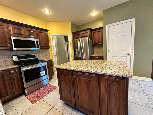 Building Photo - 4595 Prescott Dr