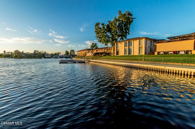 Building Photo - 2846 Lakeridge Ln