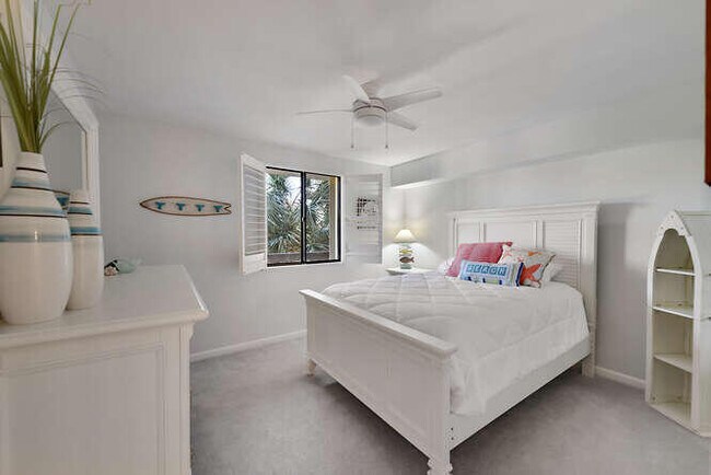 Building Photo - 2601 Marina Isle Way
