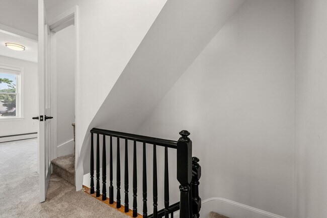 Building Photo - 45 Henshaw St