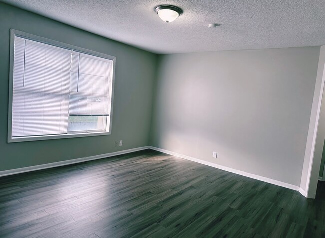 Interior Photo - Eisenhower Apartments