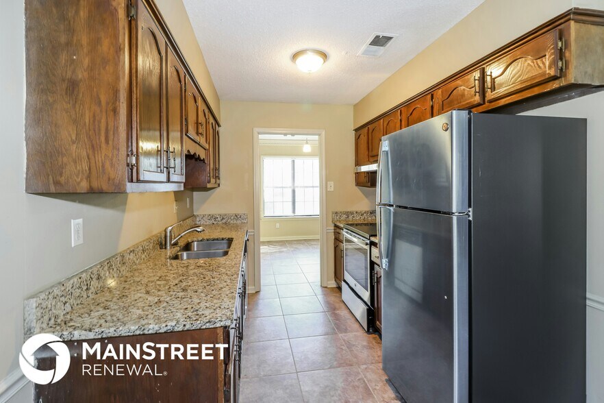 Building Photo - 1041 Trappers Cove