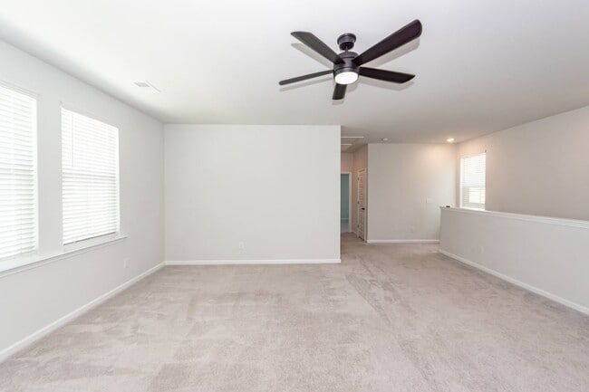 Building Photo - 214 Narrowleaf Ave