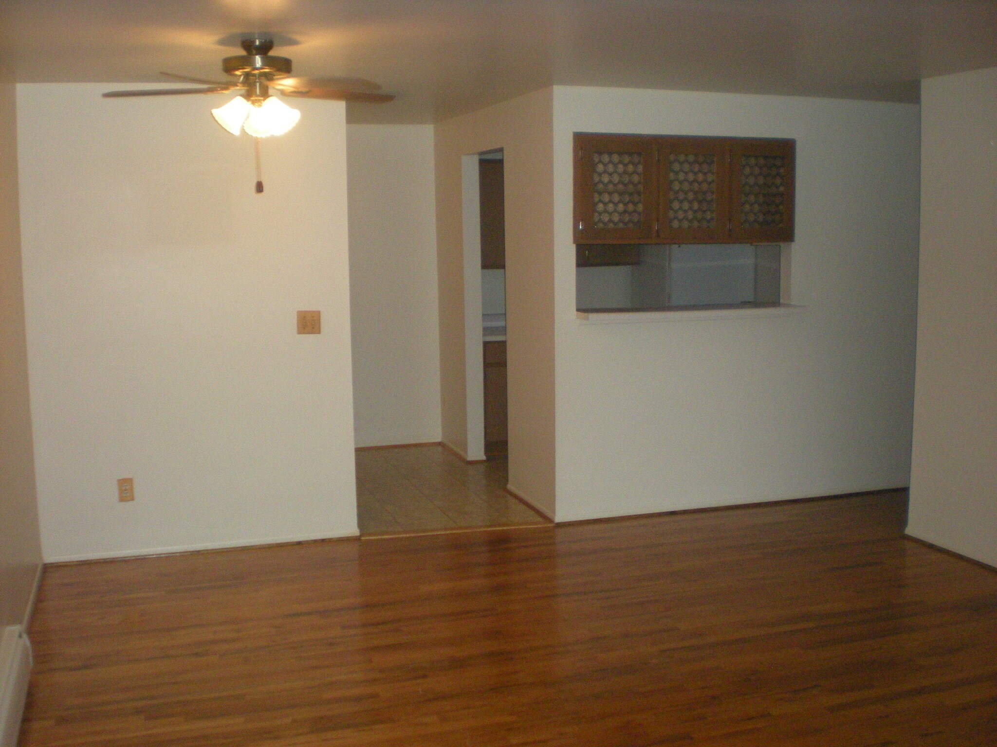 Building Photo - 9081 Wayne Rd