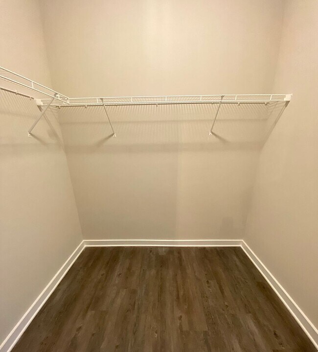 Building Photo - Home for Rent in Jasper, AL...Available to...