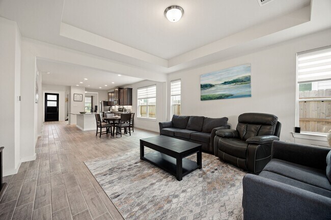 Building Photo - 33142 School Hl Rd