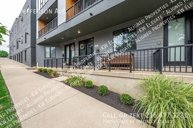 Building Photo - 410 Jefferson Ave