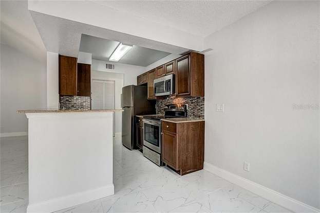 Building Photo - 11568 Westwood Blvd
