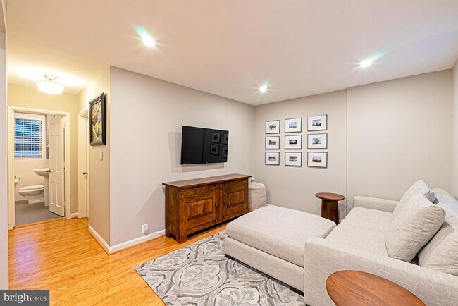 Building Photo - 3400 39th St NW