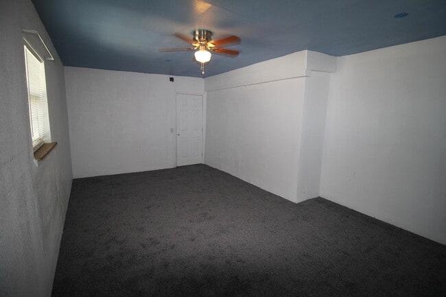 Building Photo - 8606 Gateway Blvd