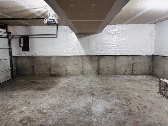 Building Photo - 77 Burdette Dr
