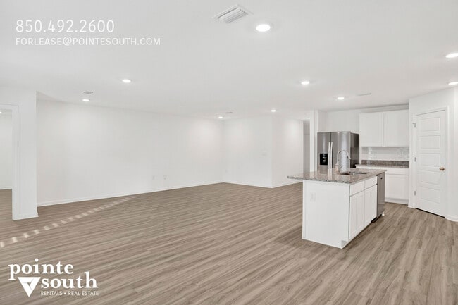 Building Photo - 32062 Lyon Rd