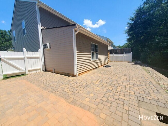 Building Photo - 21 War Admiral Way