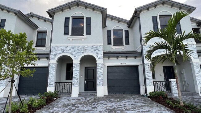 Building Photo - 28708 SW 134th Ct