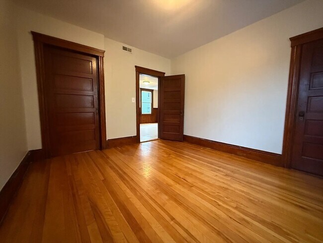 Building Photo - 38 Ames St