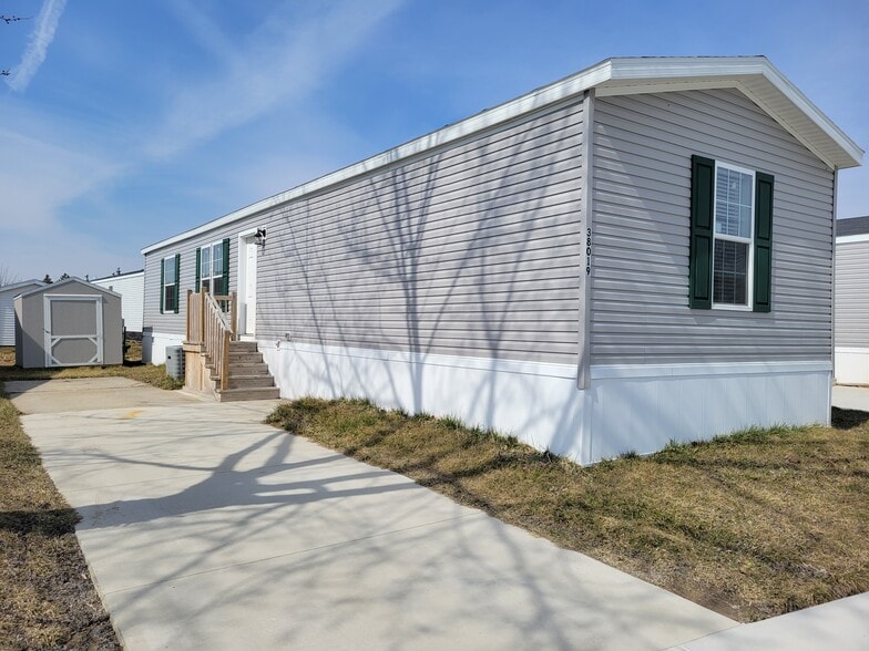 Building Photo - 38019 Pardo Dr