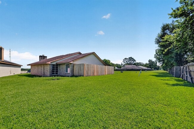 Building Photo - 2223 Courtney Ct